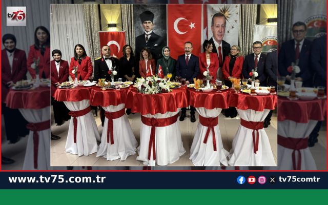 Doğu’da Cumhuriyet’in 103. yılı resepsiyonlarla kutlandı